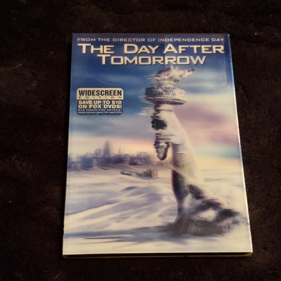 8 DVDs - Picture 7 of 8